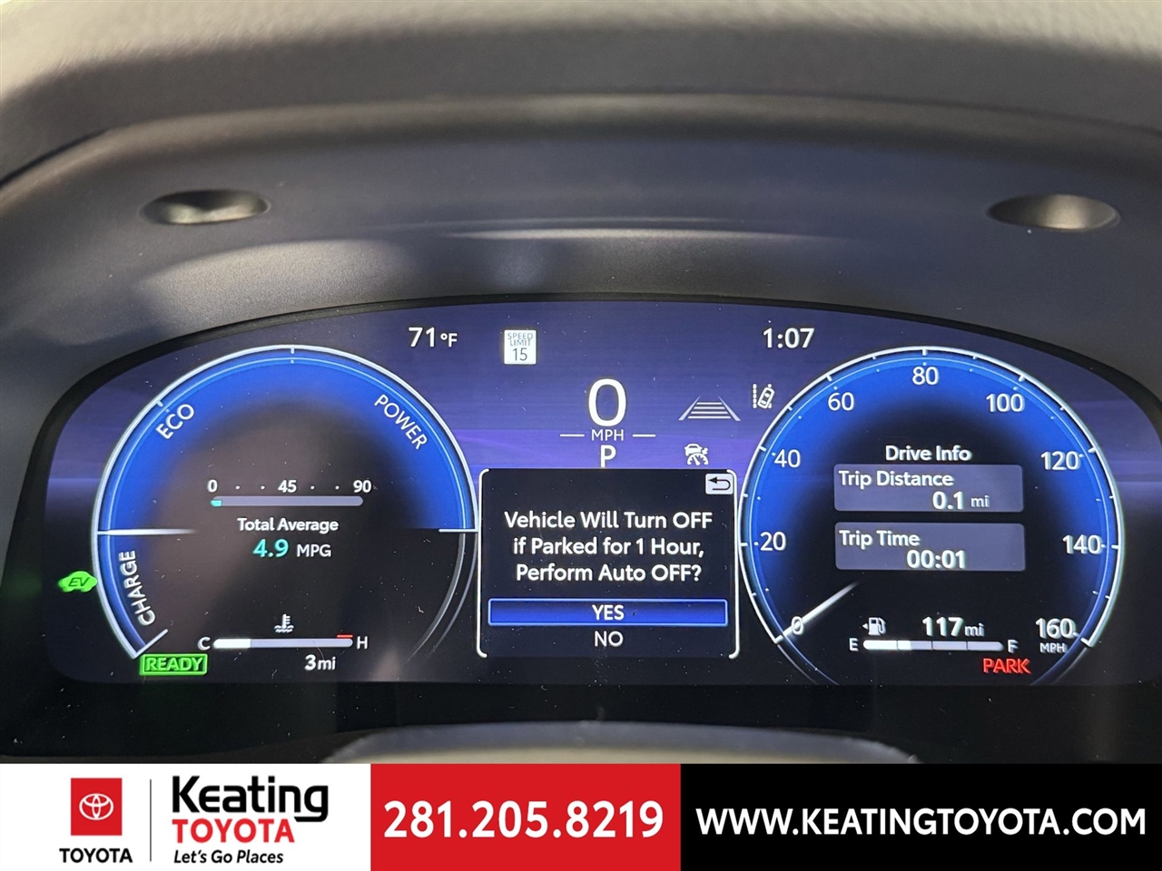 Toyota Camry Hybrid XLE 2026