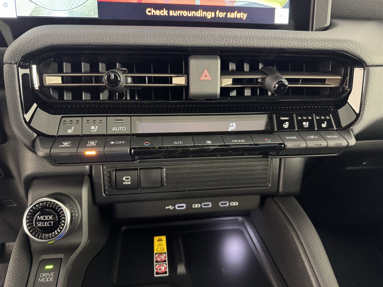 Toyota Land Cruiser Base 2026