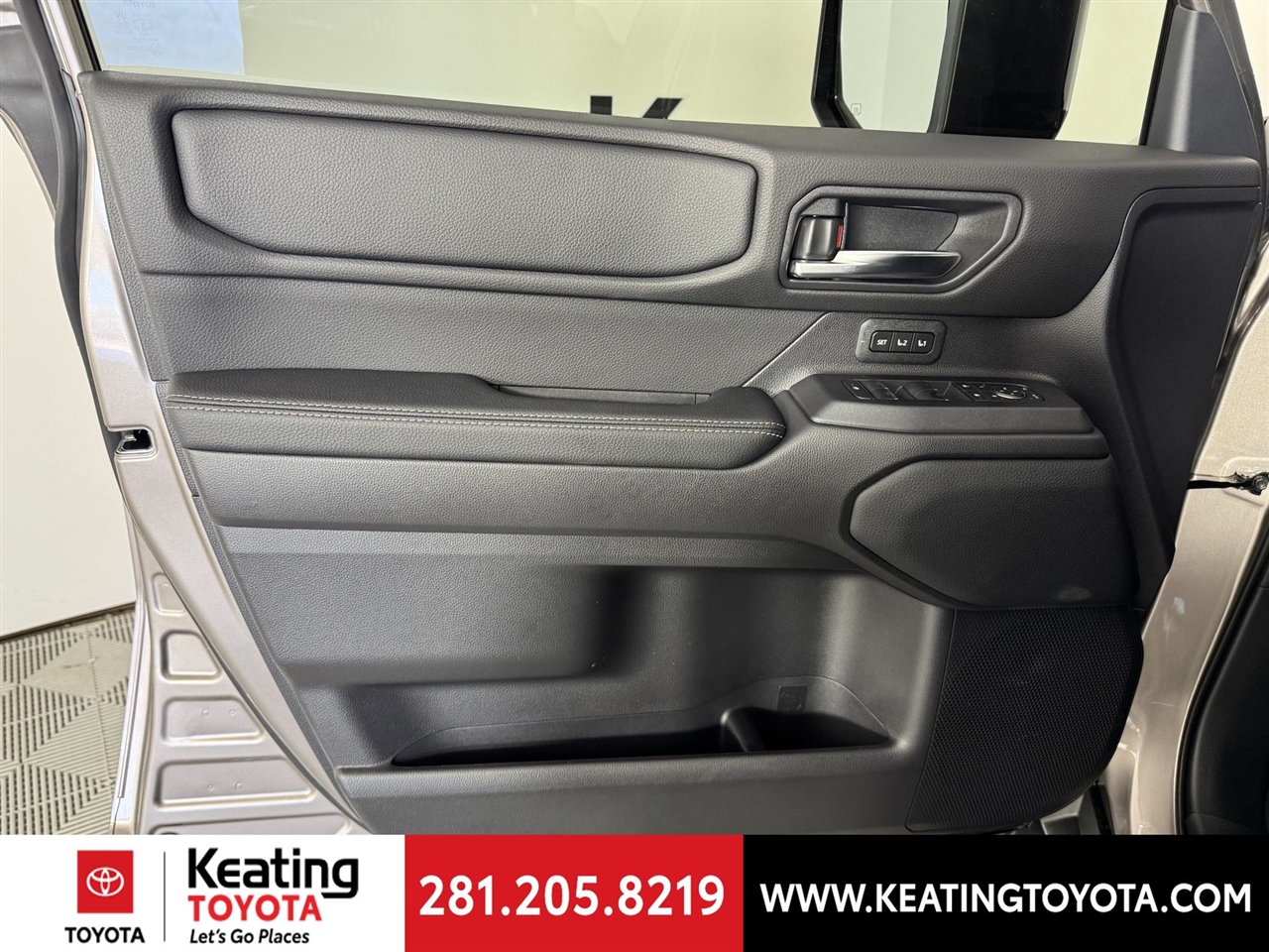 Toyota Land Cruiser Base 2026