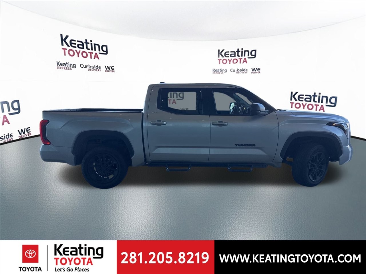 Toyota Tundra SR5 CrewMax 4WD 2024