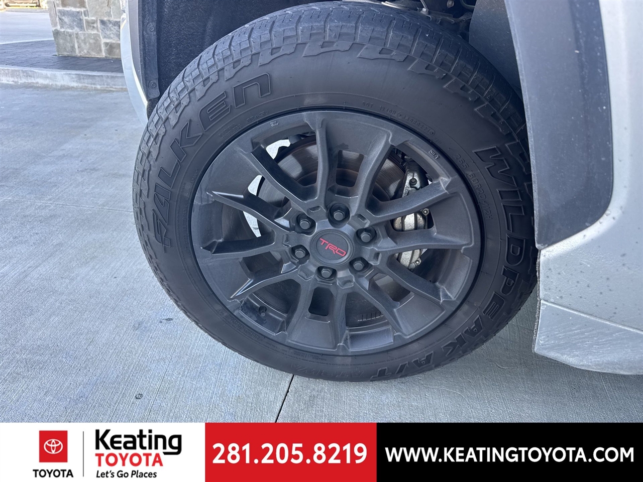 Toyota Tundra SR5 CrewMax 4WD 2024