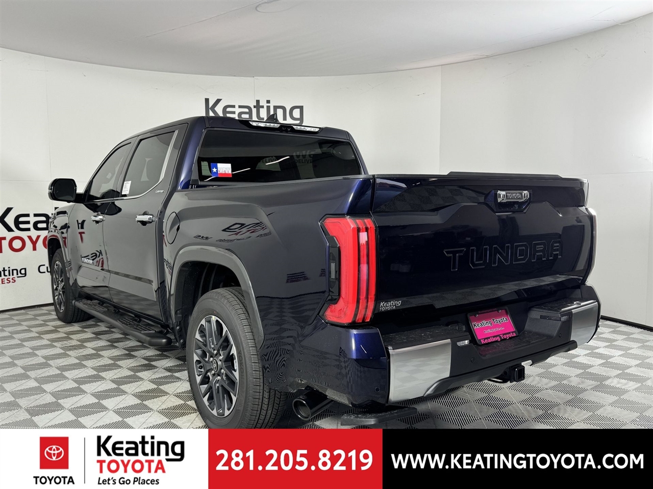 Toyota Tundra Limited Double Cab 2WD 2026