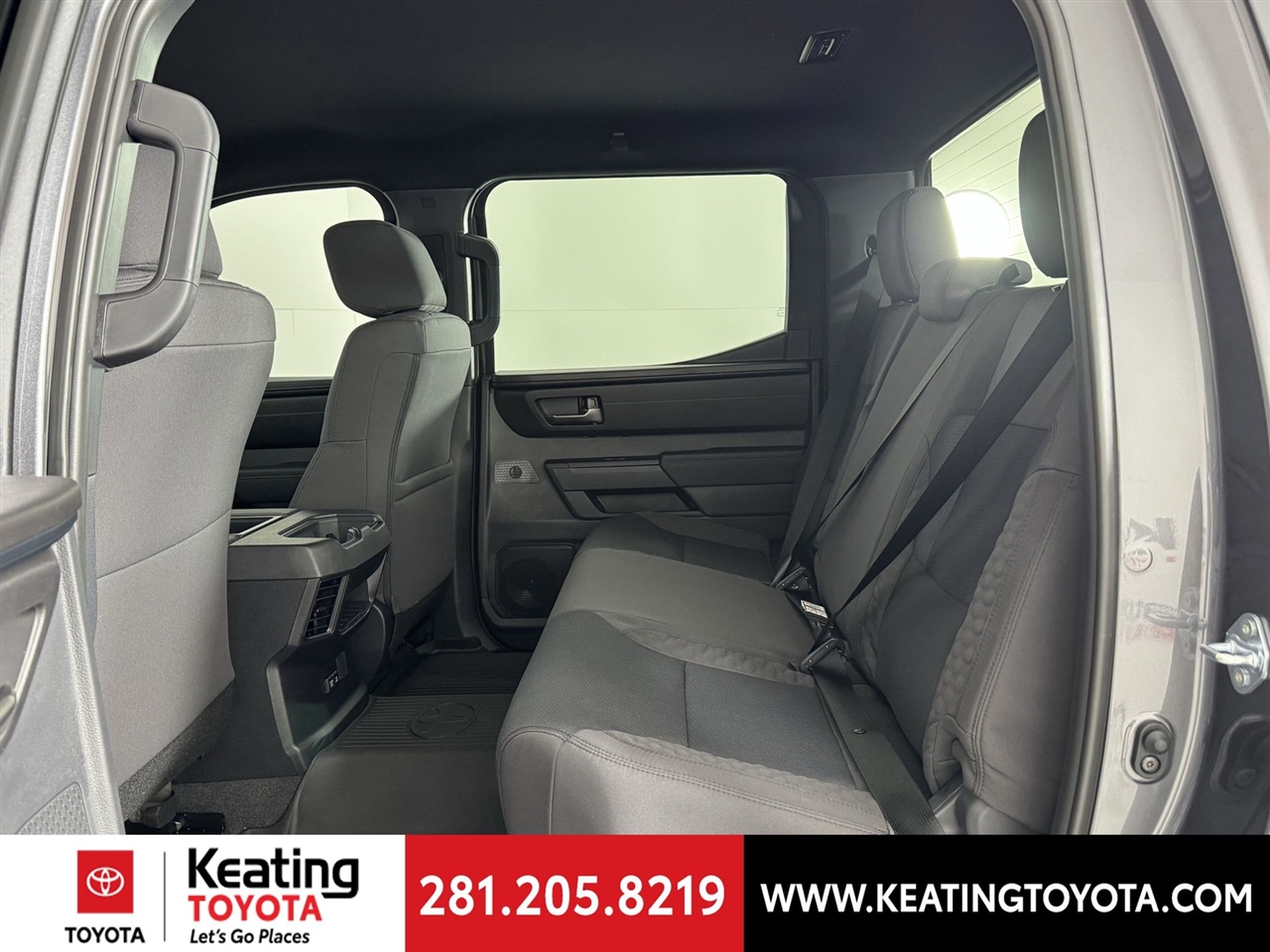 Toyota Tundra SR5 CrewMax 2WD 2026