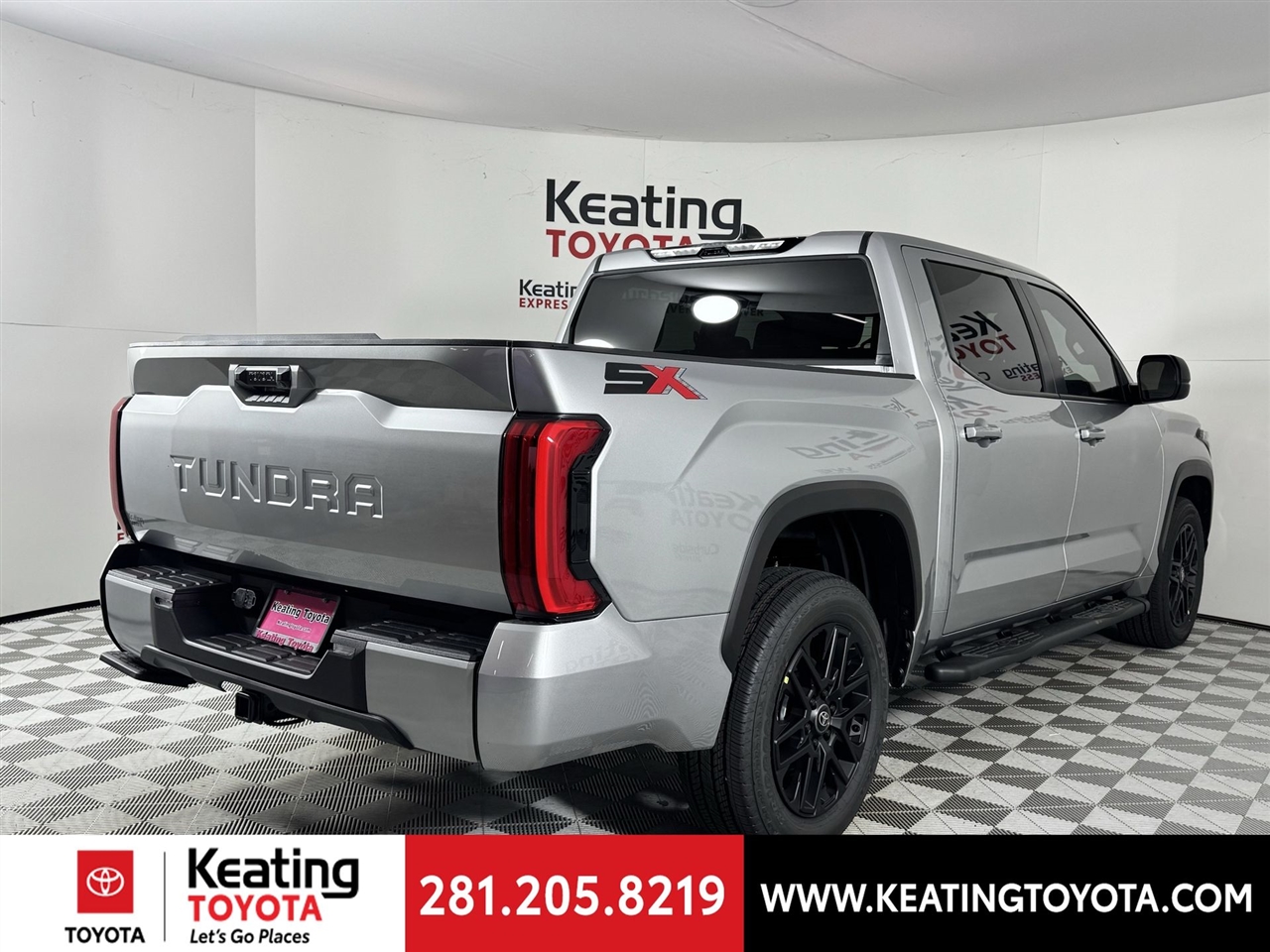 Toyota Tundra SR5 CrewMax 2WD 2026