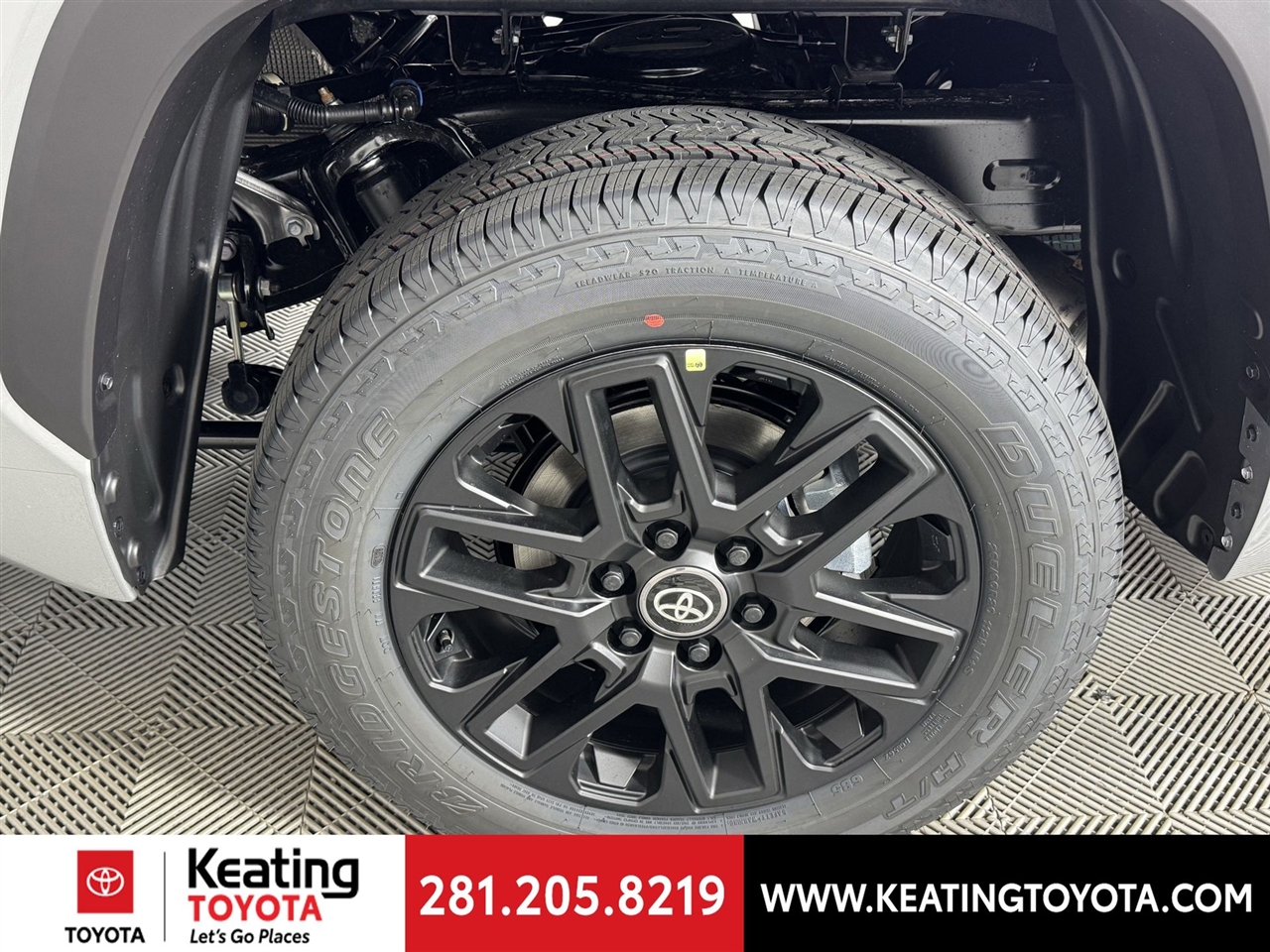 Toyota Tundra SR5 CrewMax 2WD 2026