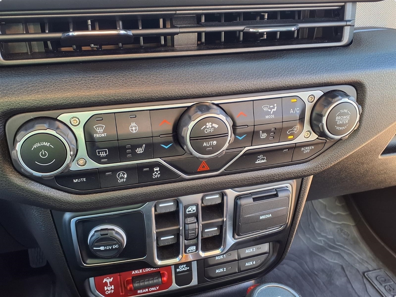 Jeep Gladiator Sport 2024