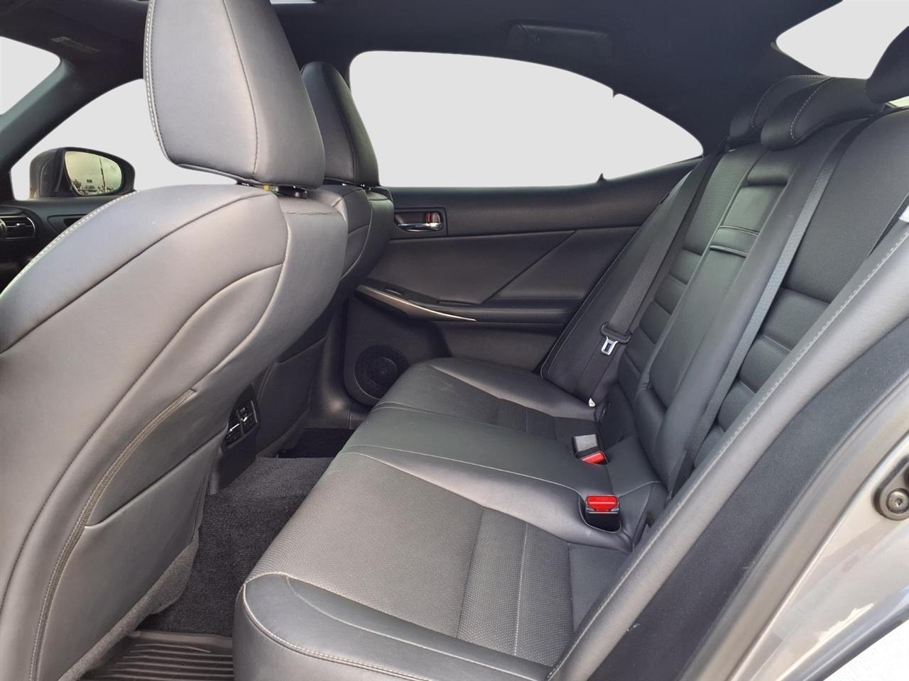 Lexus IS 350 AWD 2014