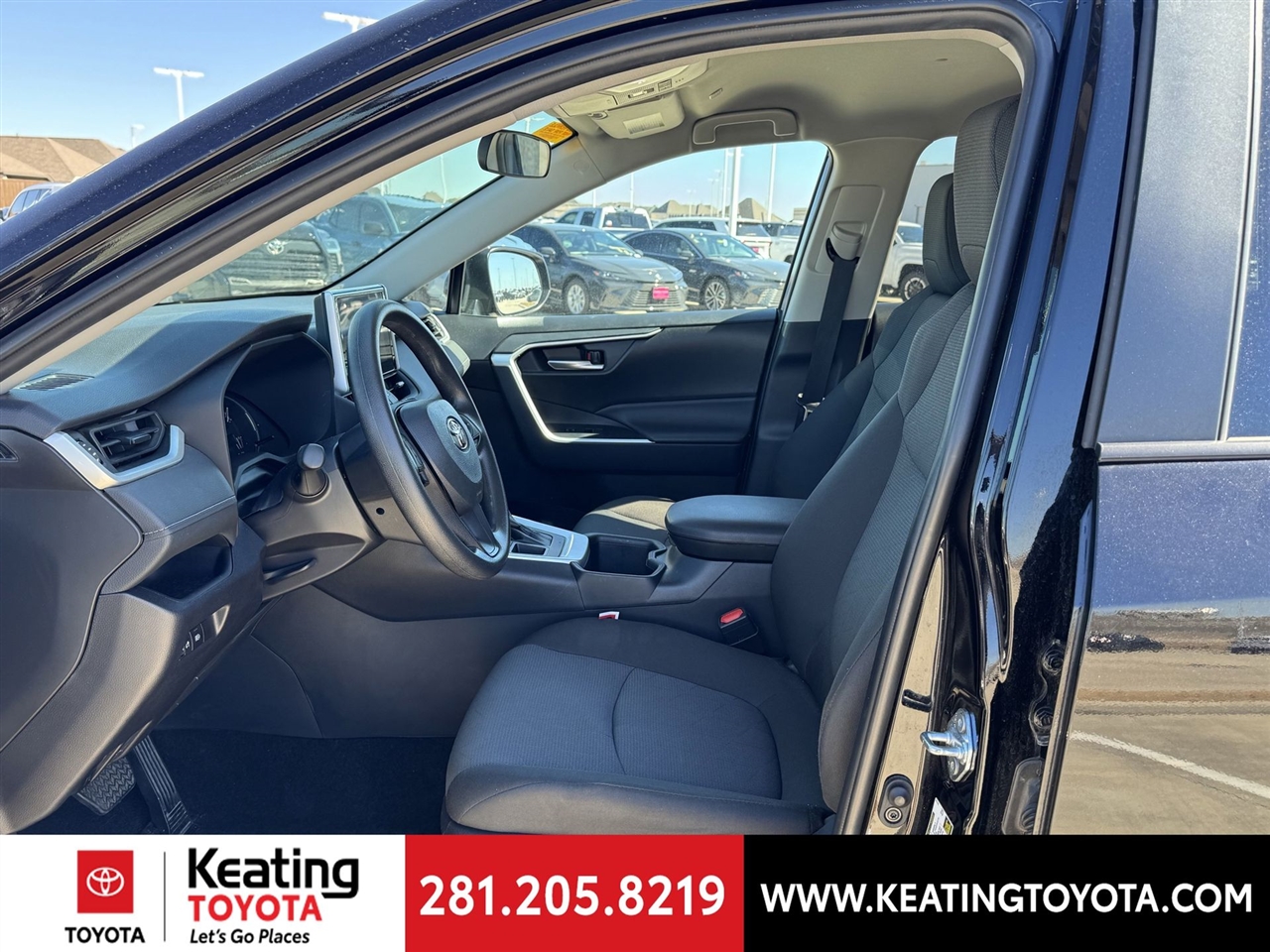 Toyota RAV4 XLE AWD 2025