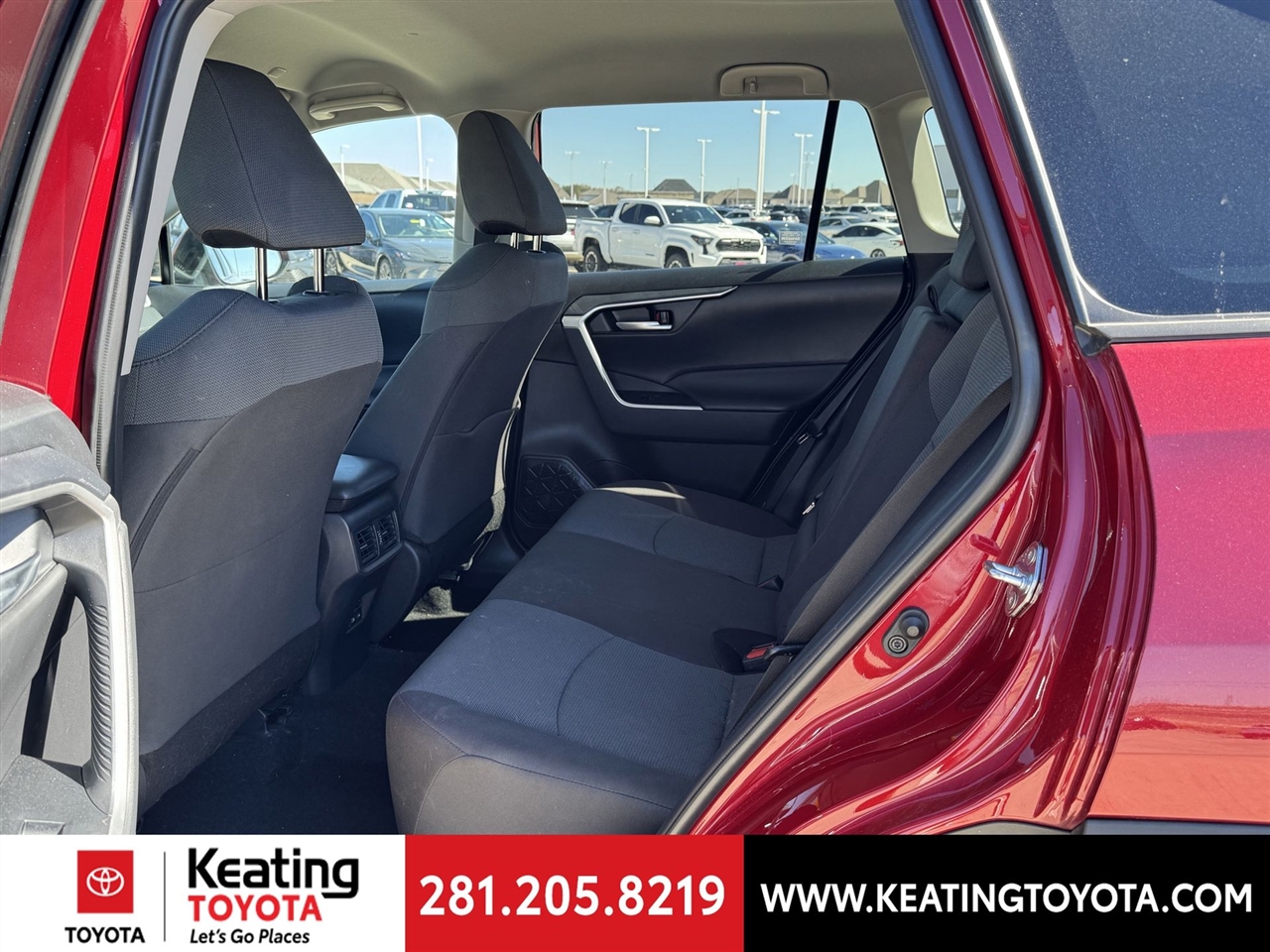 Toyota RAV4 XLE AWD 2025