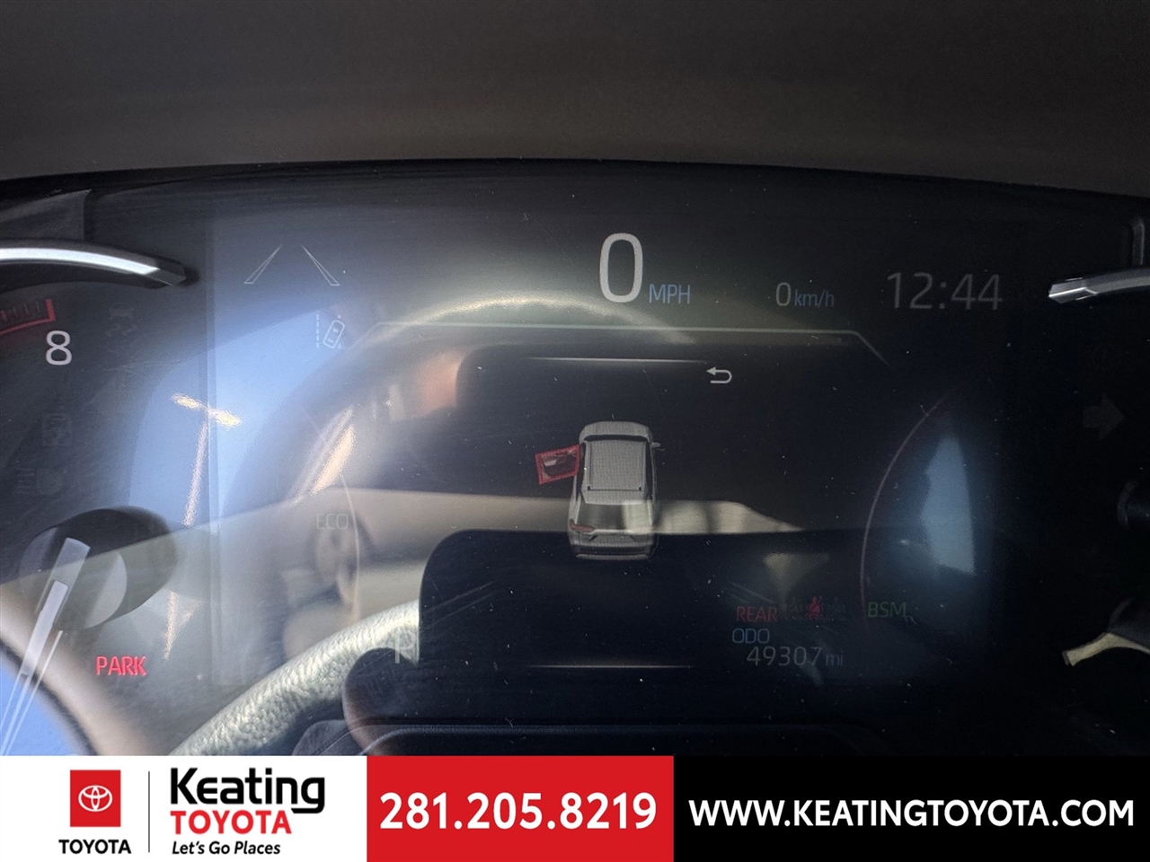 Toyota RAV4 XLE 2024