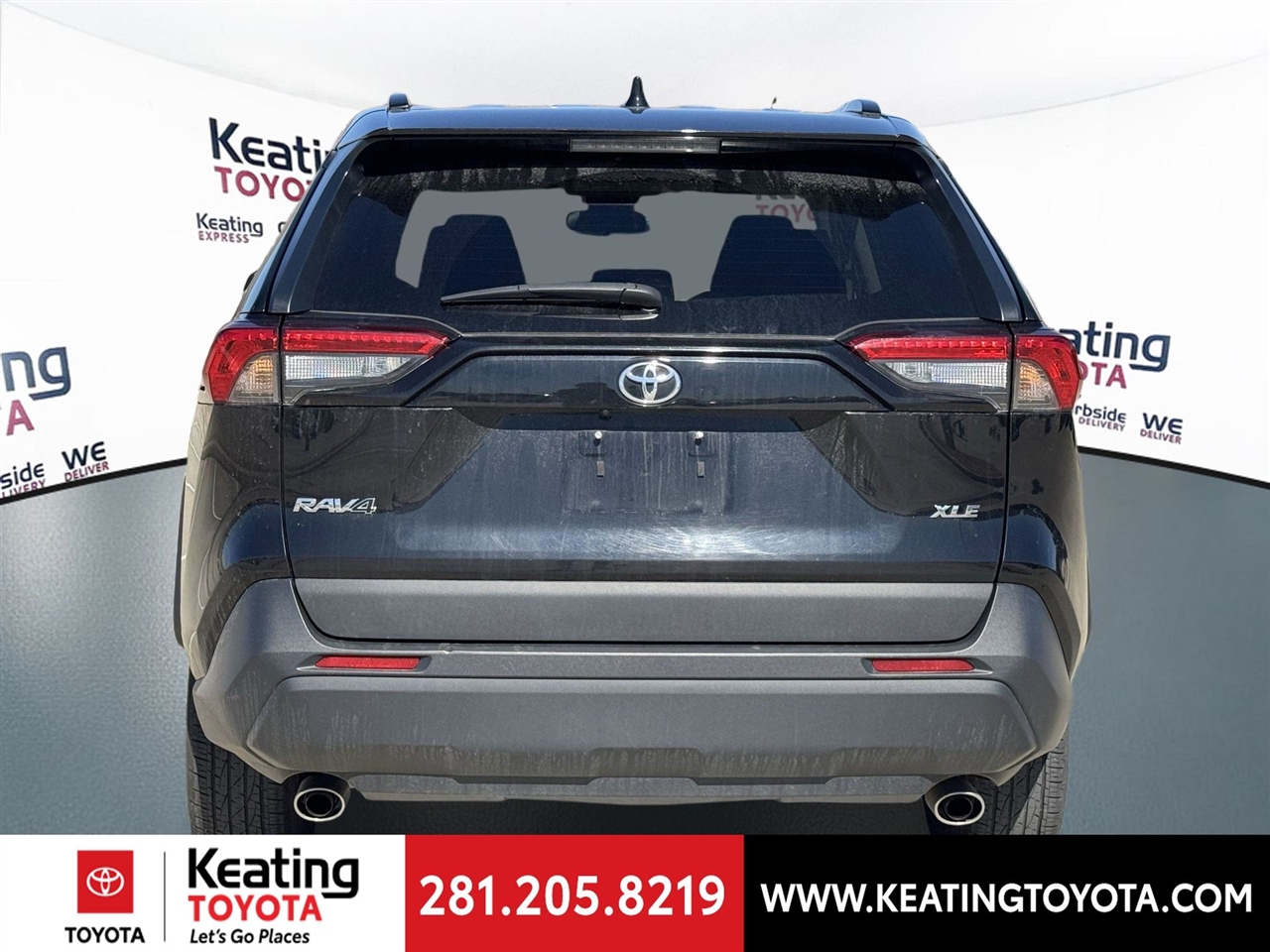 Toyota RAV4 XLE 2024