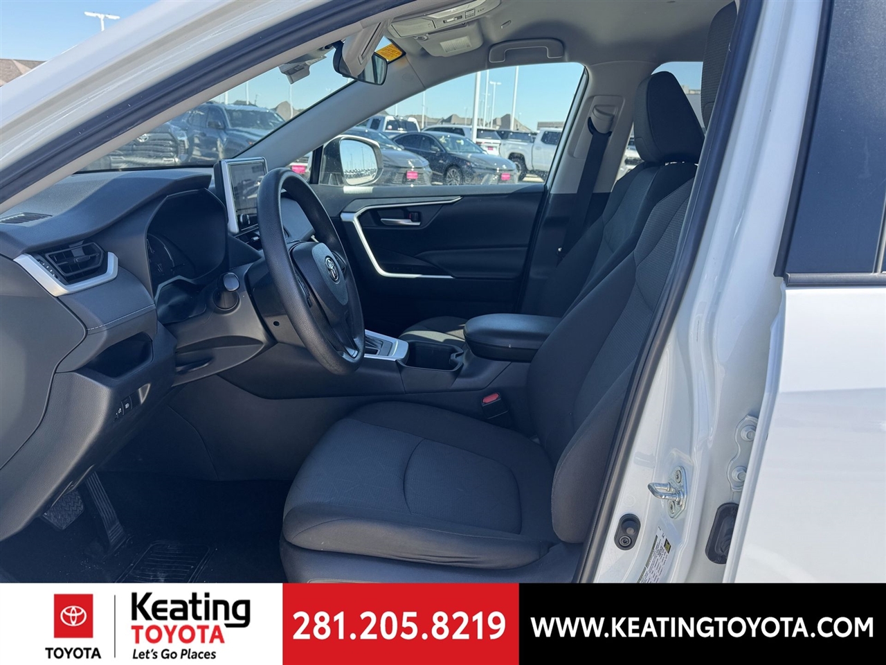 Toyota RAV4 XLE 2023