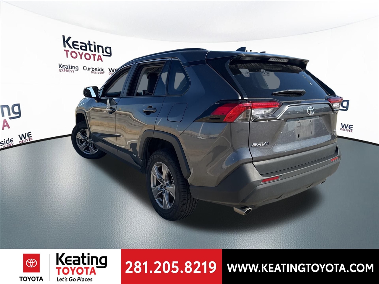 Toyota RAV4 Hybrid XLE 2025