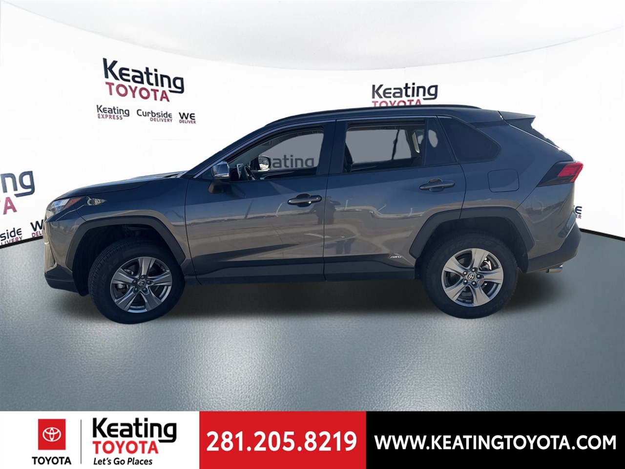 Toyota RAV4 Hybrid XLE 2025