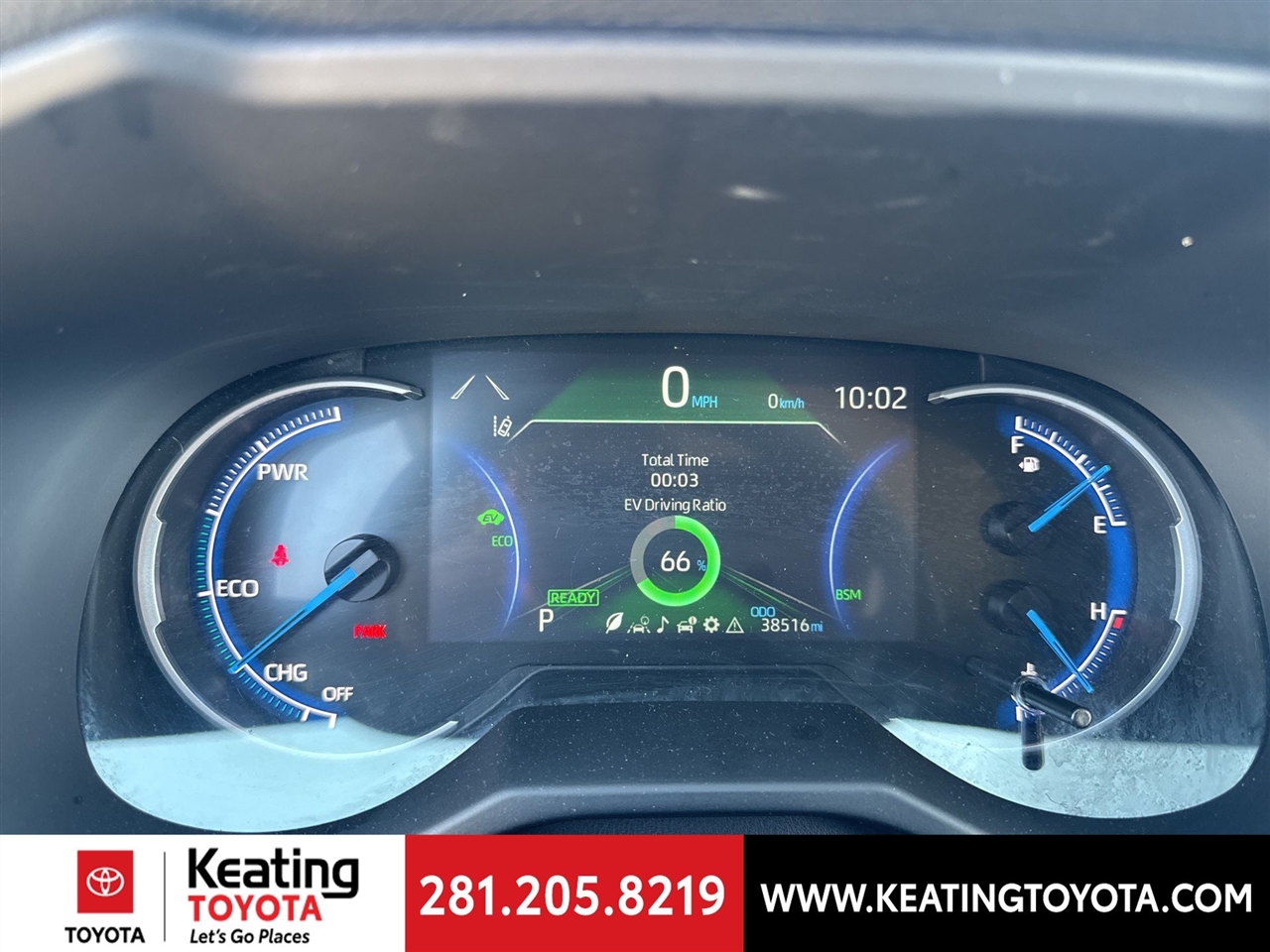 Toyota RAV4 Hybrid XLE 2025