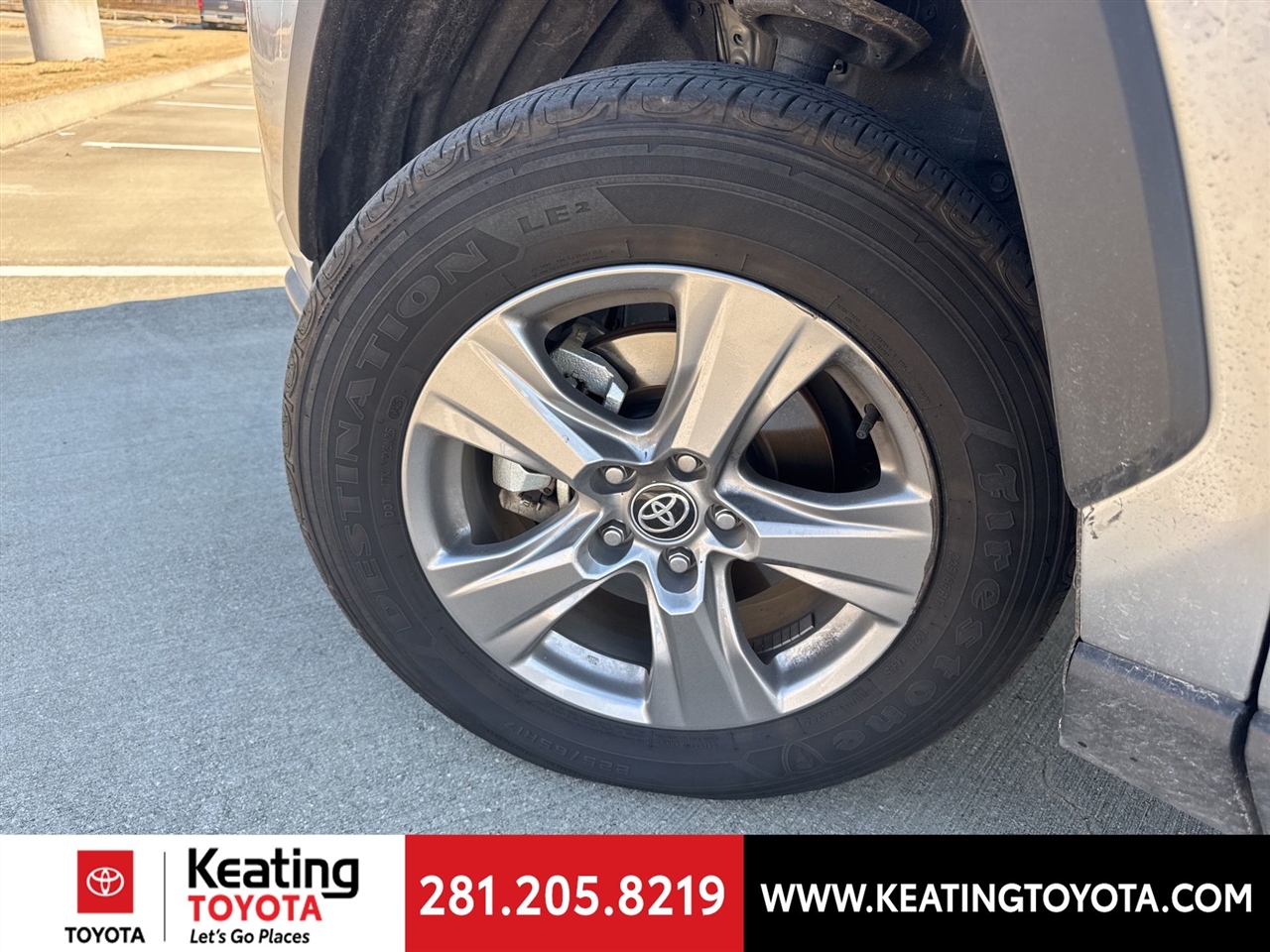 Toyota RAV4 Hybrid XLE 2025