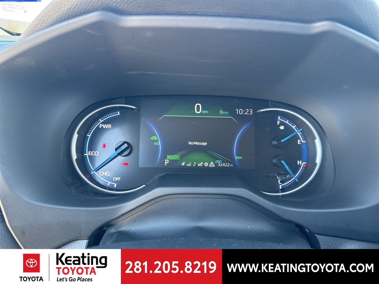 Toyota RAV4 Hybrid XLE 2025