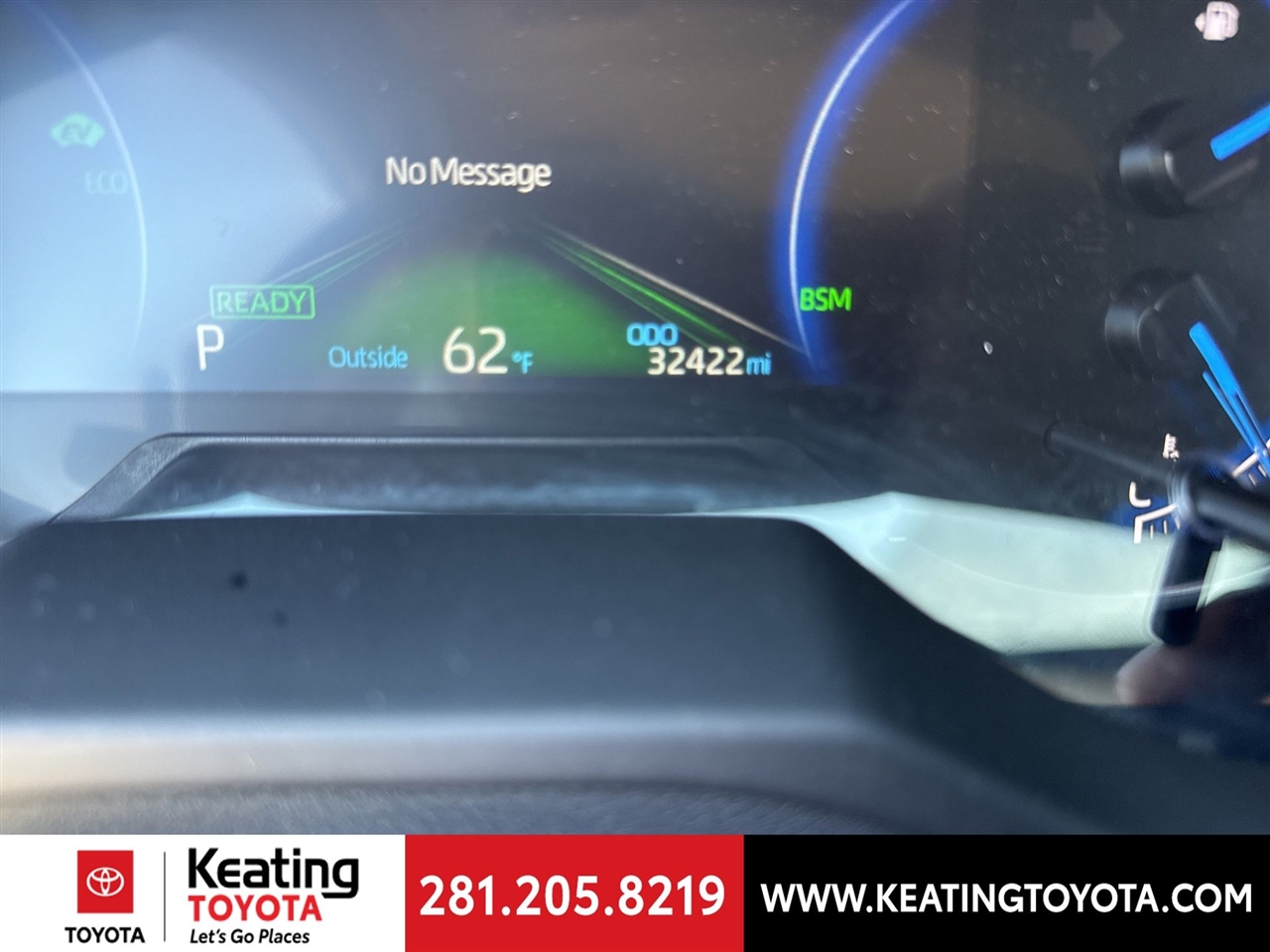 Toyota RAV4 Hybrid XLE 2025