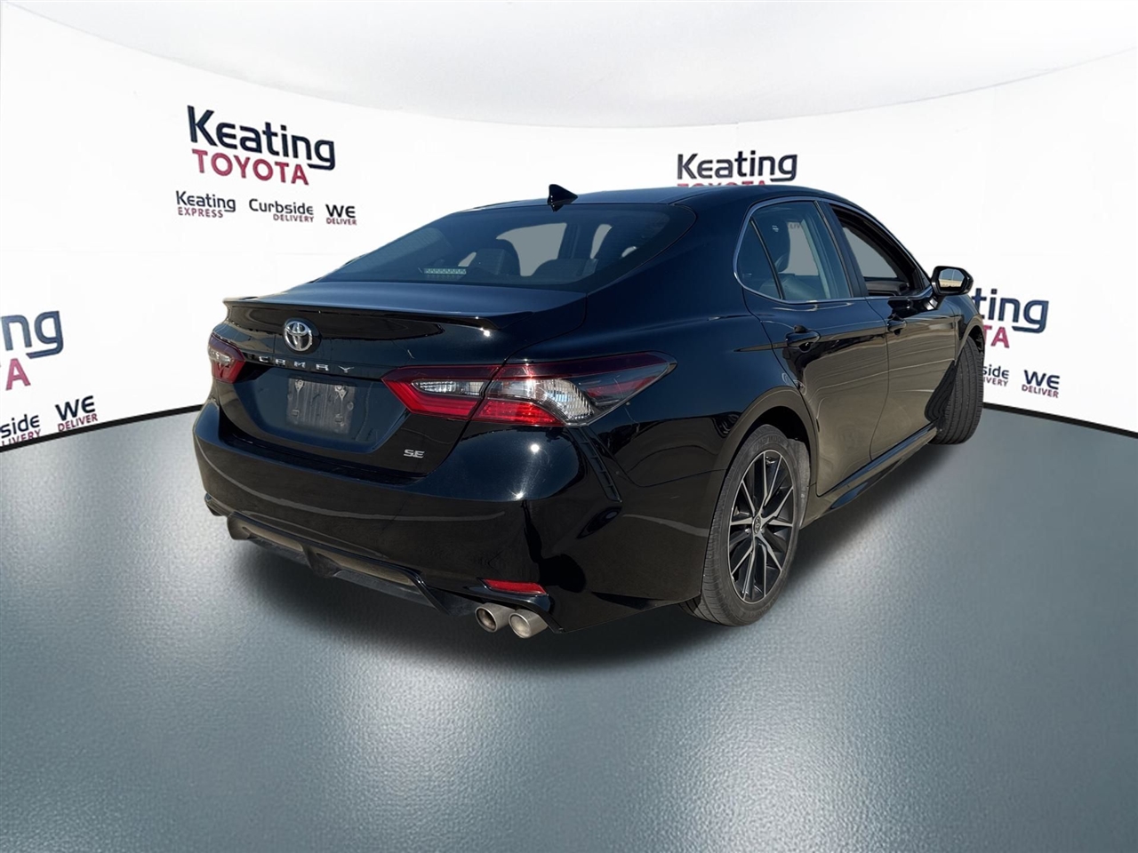 Toyota Camry SE 2024