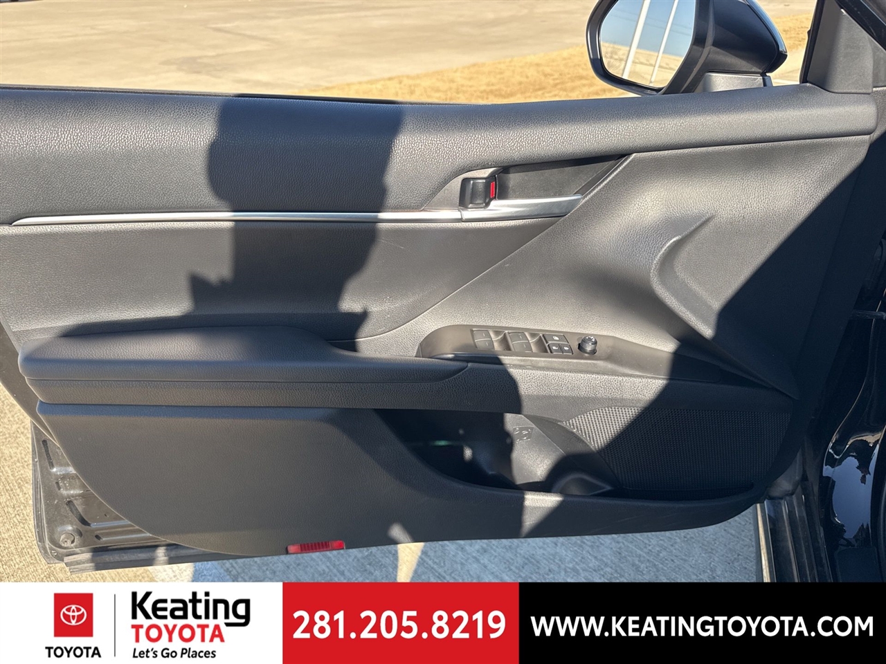 Toyota Camry SE 2024