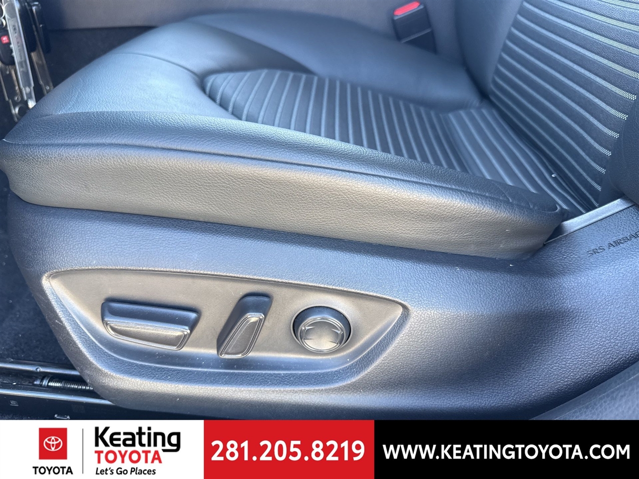 Toyota Camry SE 2024