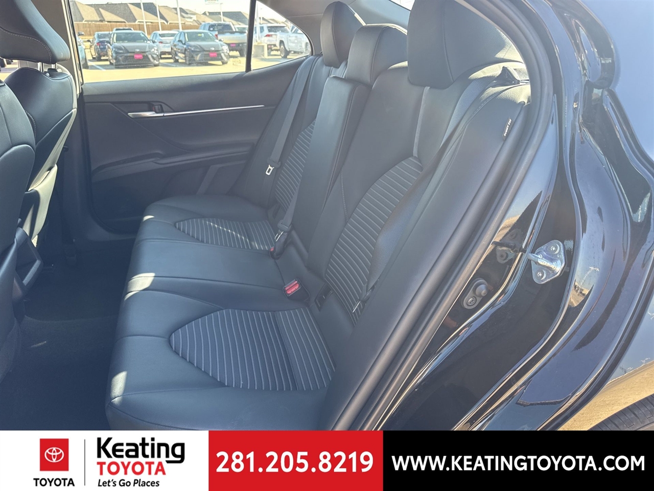 Toyota Camry SE 2024