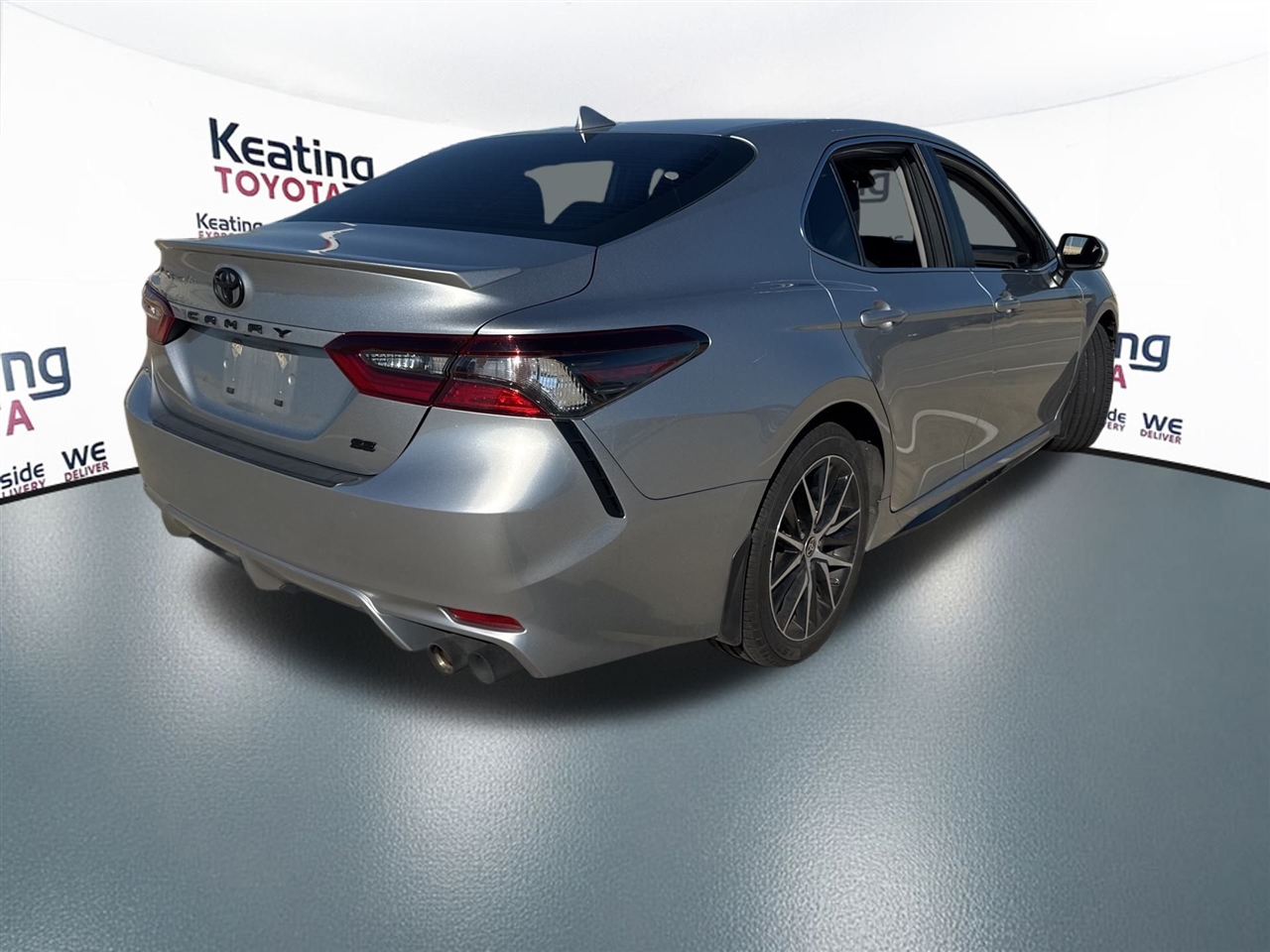 Toyota Camry SE 2024