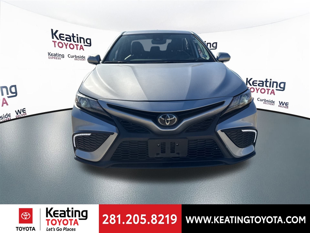 Toyota Camry SE 2024