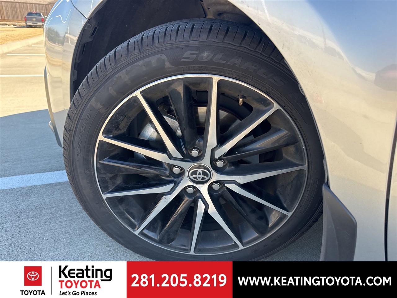 Toyota Camry SE 2024