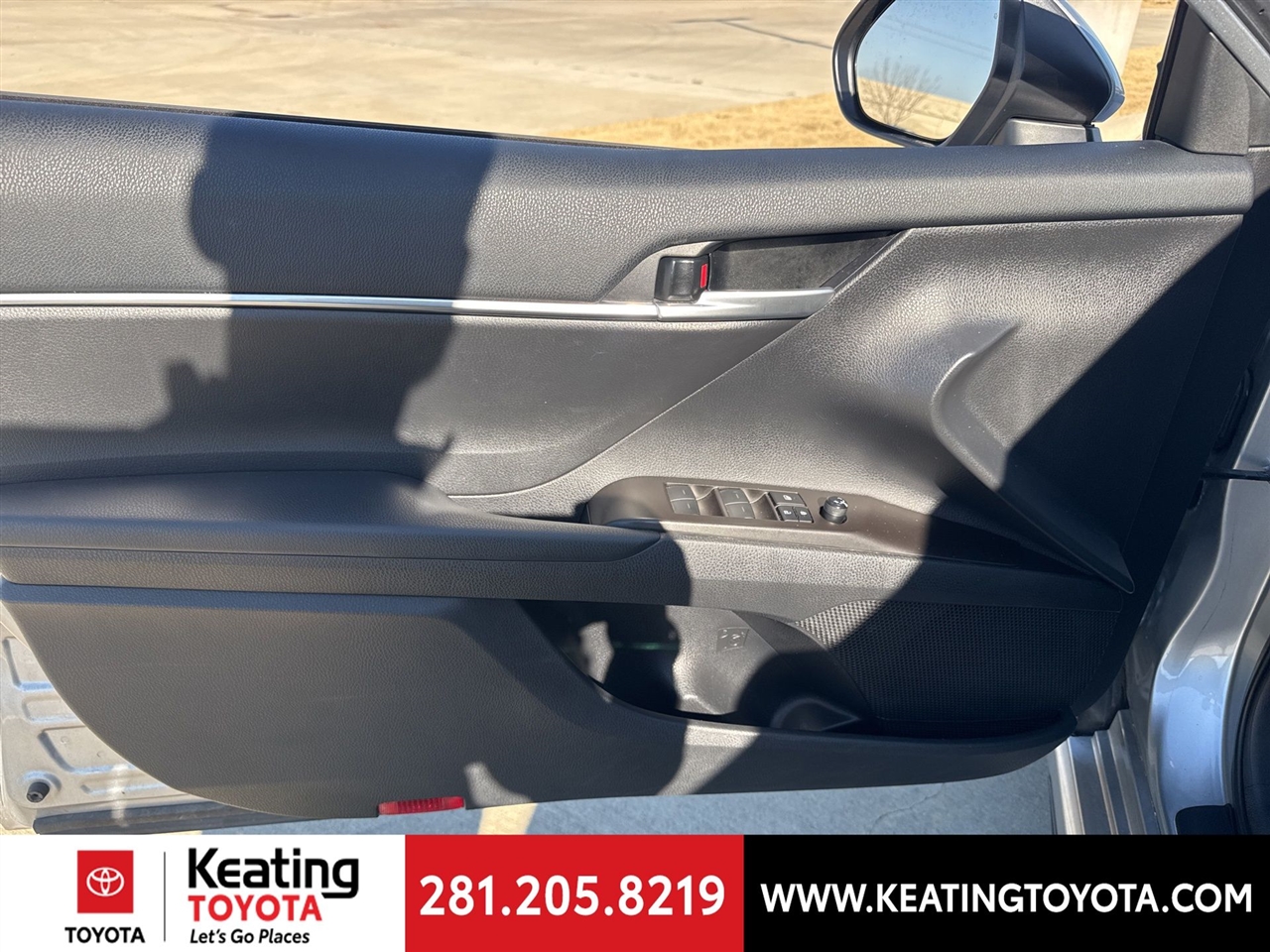 Toyota Camry SE 2024