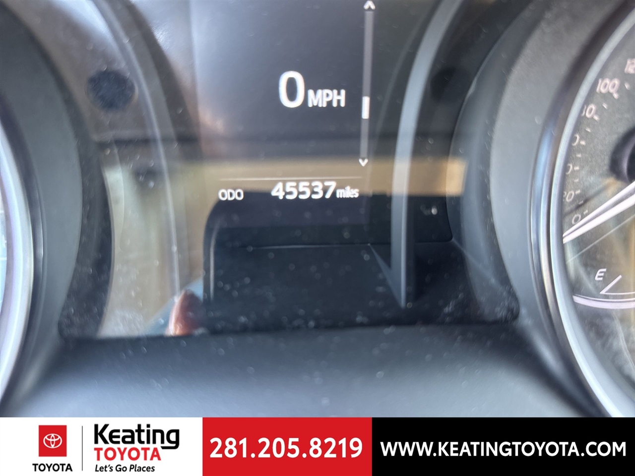 Toyota Camry SE 2024