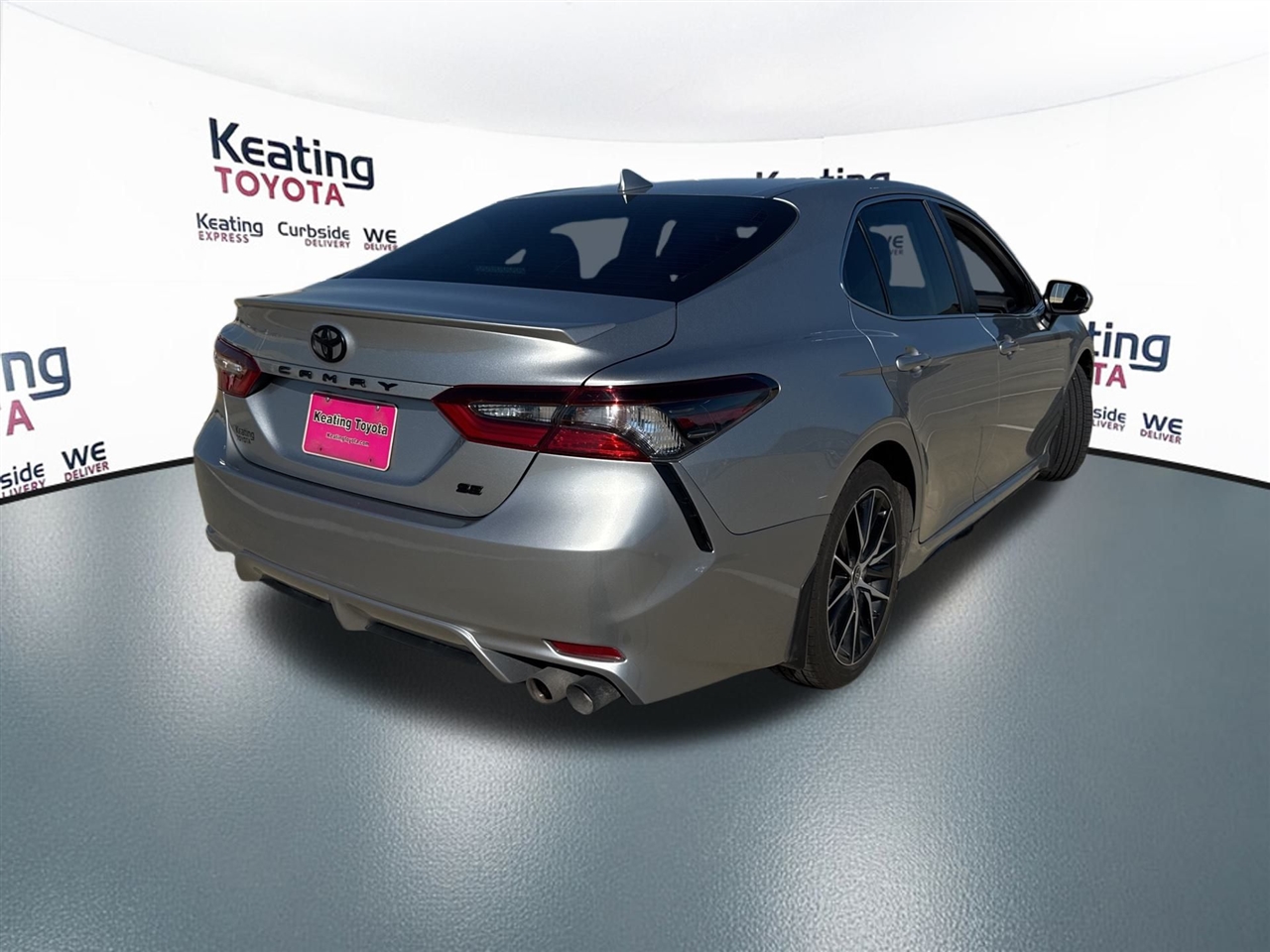 Toyota Camry SE 2024