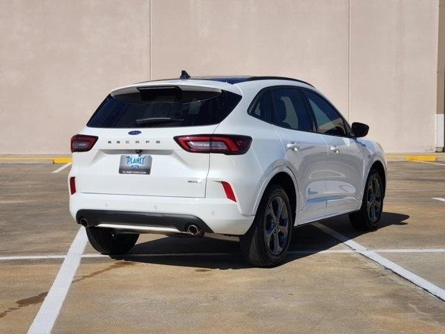 Ford Escape ST-Line AWD 2023
