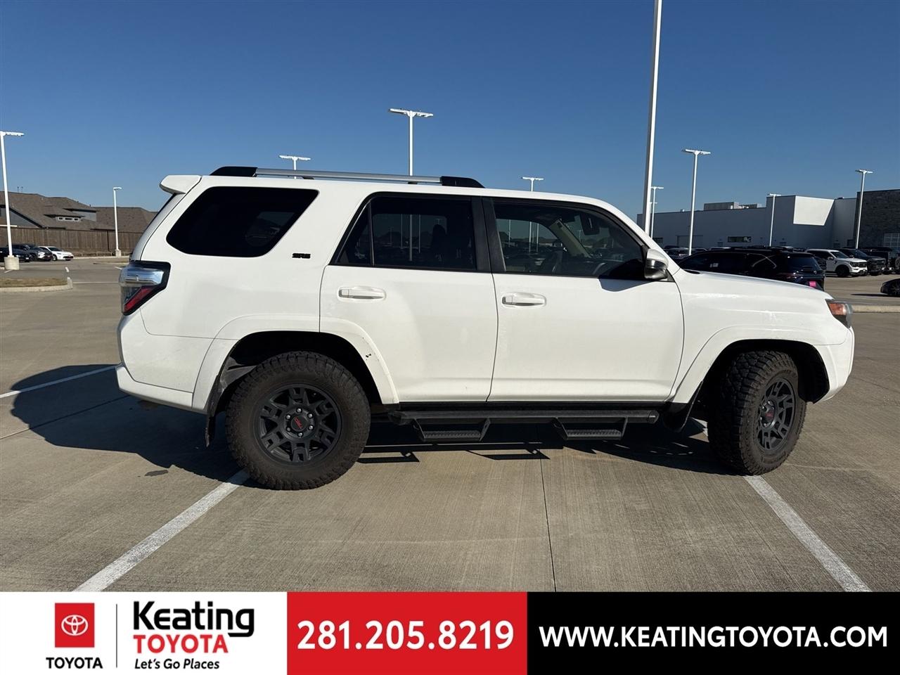 Toyota 4Runner SR5 2023