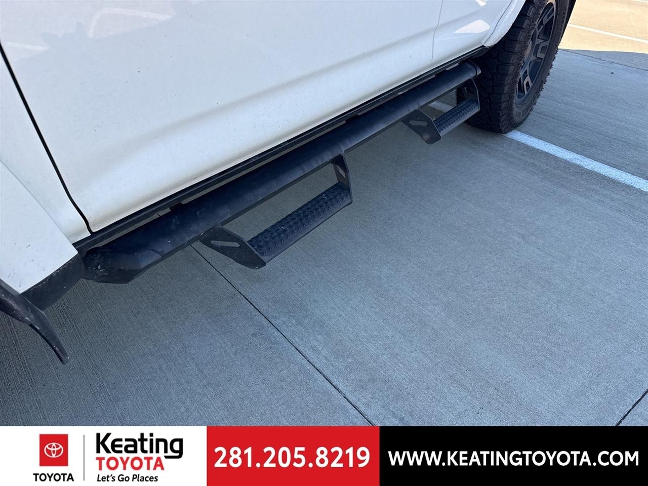 Toyota 4Runner SR5 2023