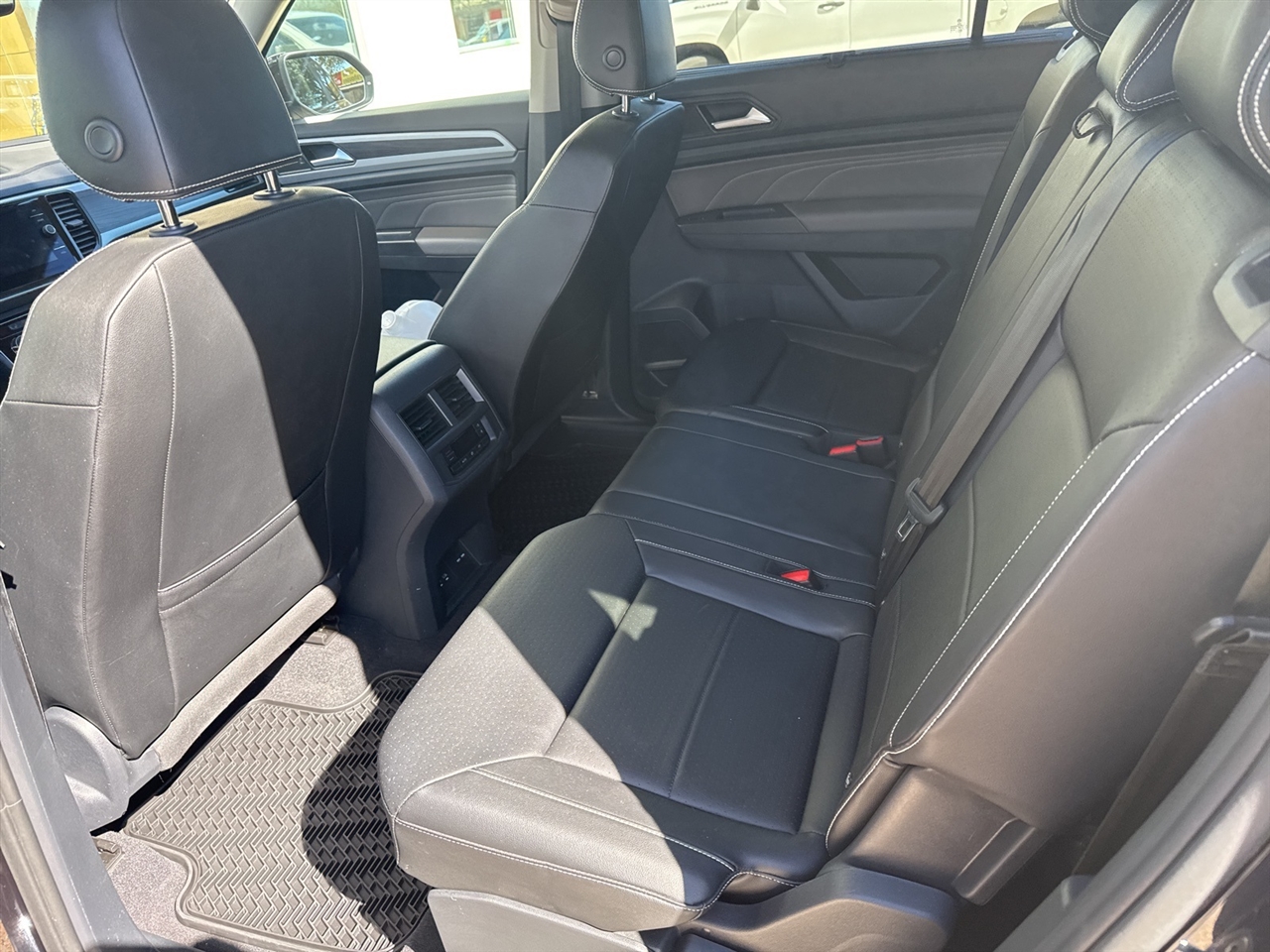 Volkswagen Atlas V6 SE w/Technology 4MOTION 2023