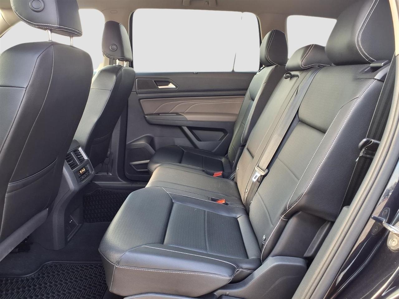 Volkswagen Atlas V6 SE w/Technology 4MOTION 2023