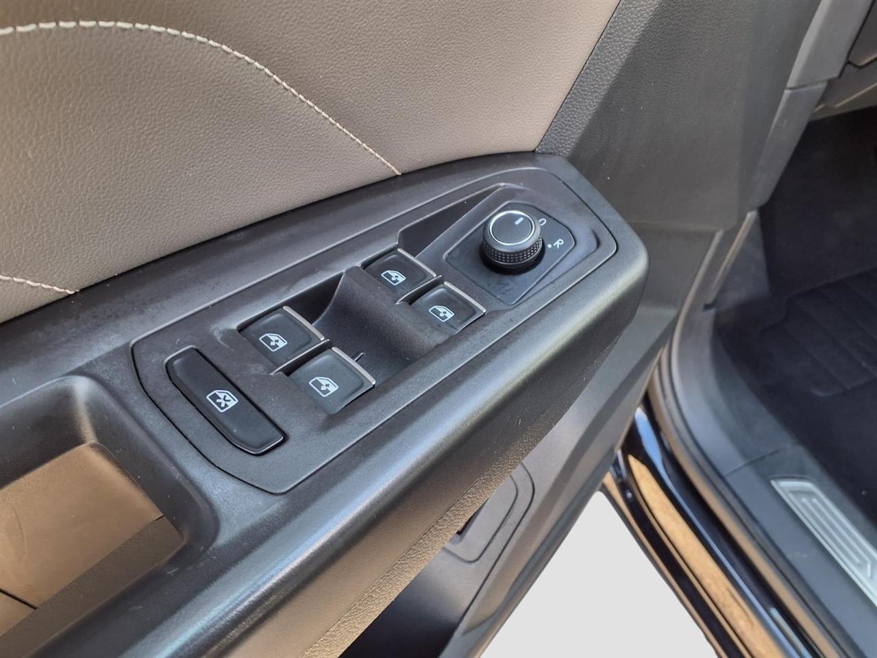 Volkswagen Atlas V6 SE w/Technology 4MOTION 2023