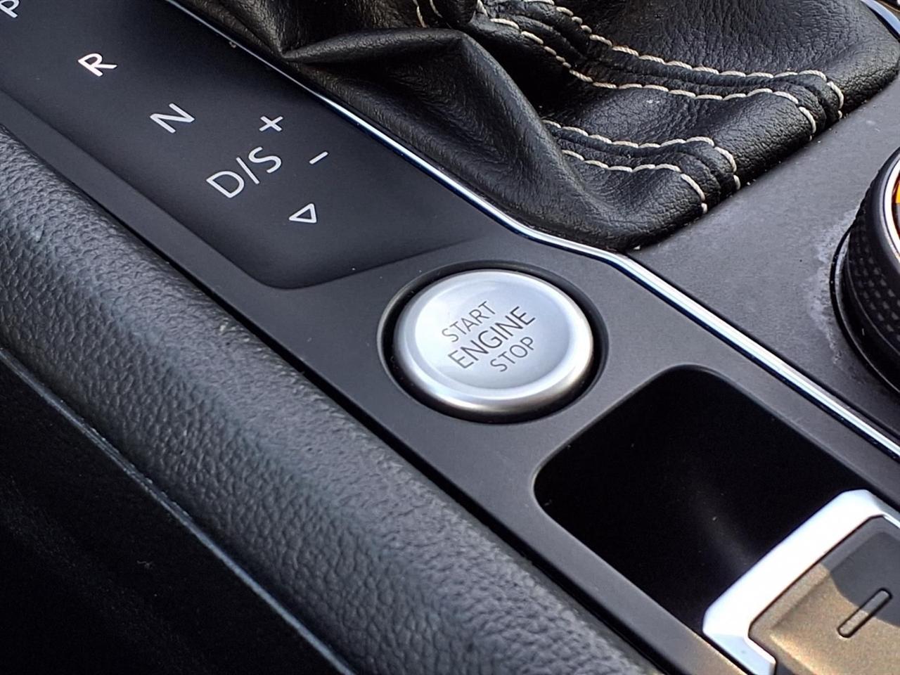 Volkswagen Atlas V6 SE w/Technology 4MOTION 2023