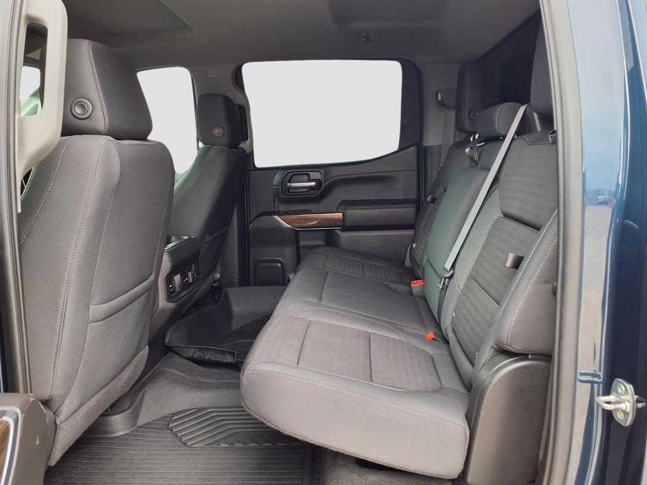 Chevrolet Silverado 1500 RST Crew Cab 2WD 2021