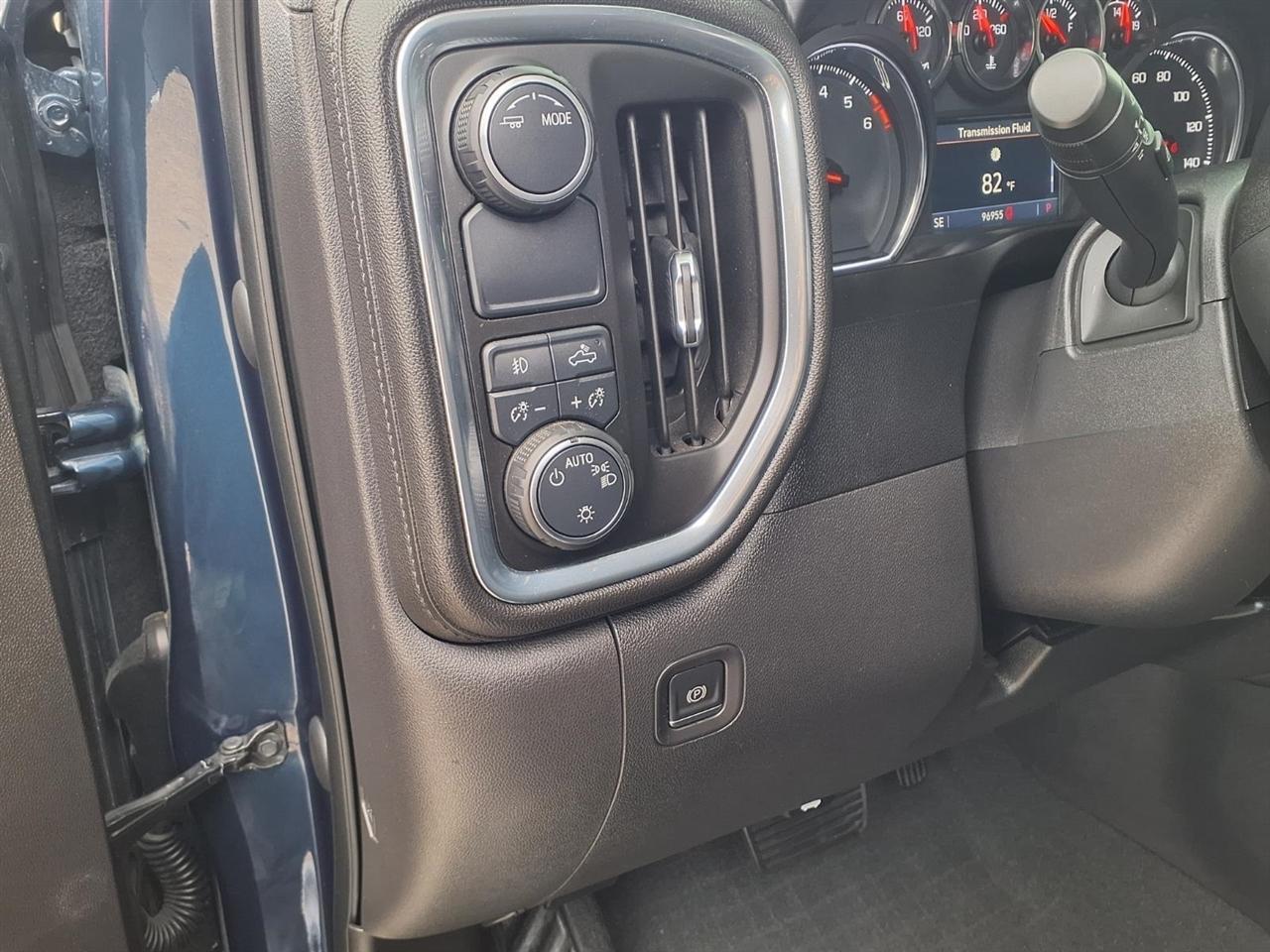 Chevrolet Silverado 1500 RST Crew Cab 2WD 2021