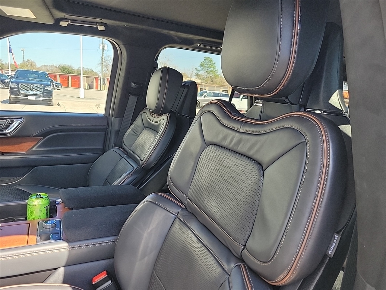 Lincoln Navigator Black Label 2024