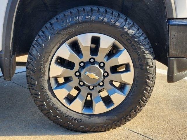 Chevrolet Silverado 2500HD Custom Crew Cab Long Box 4WD 2022