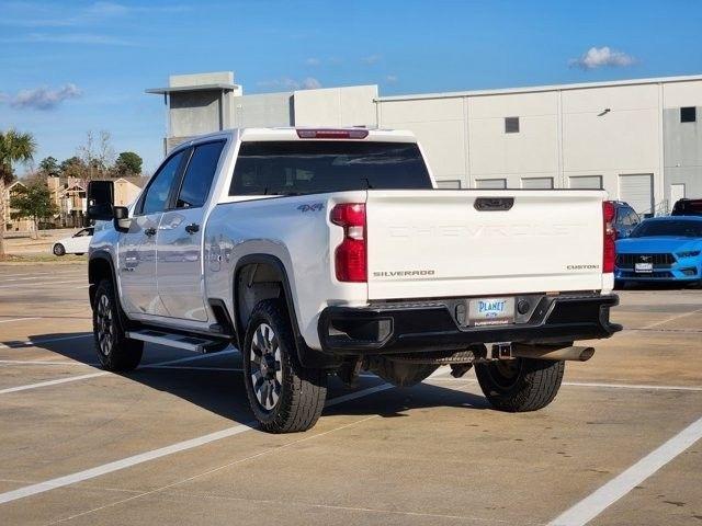Chevrolet Silverado 2500HD Custom Crew Cab Long Box 4WD 2022