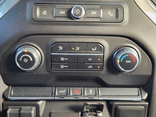 Chevrolet Silverado 2500HD Custom Crew Cab Long Box 4WD 2022