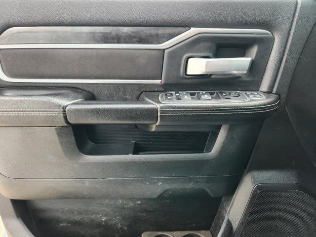 RAM 3500 Big Horn Crew Cab LWB 4WD DRW 2024