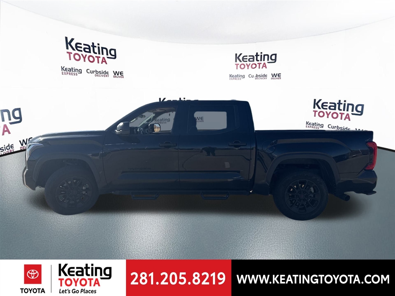 Toyota Tundra SR5 CrewMax 2WD 2024