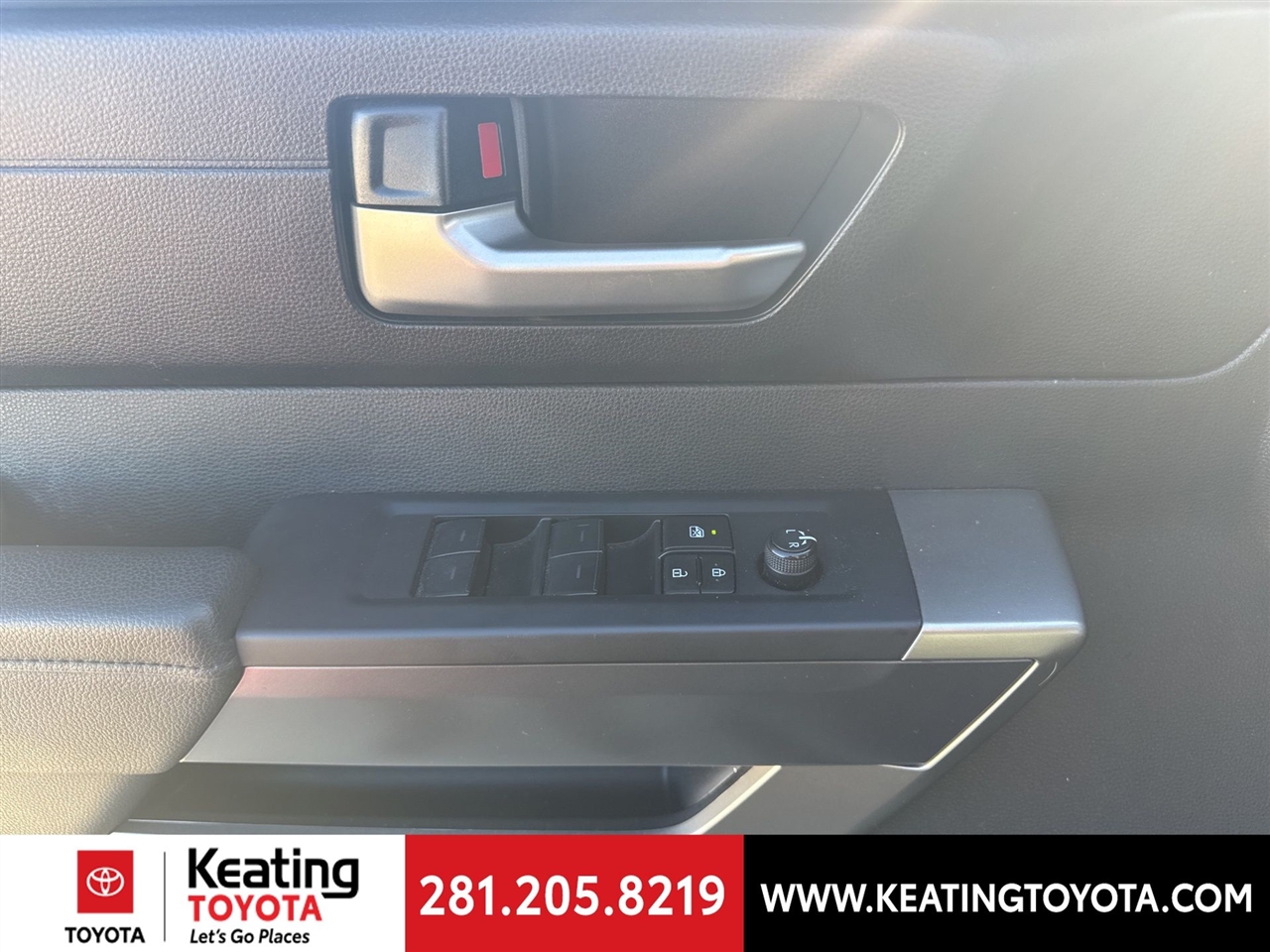 Toyota Tundra SR5 CrewMax 2WD 2024