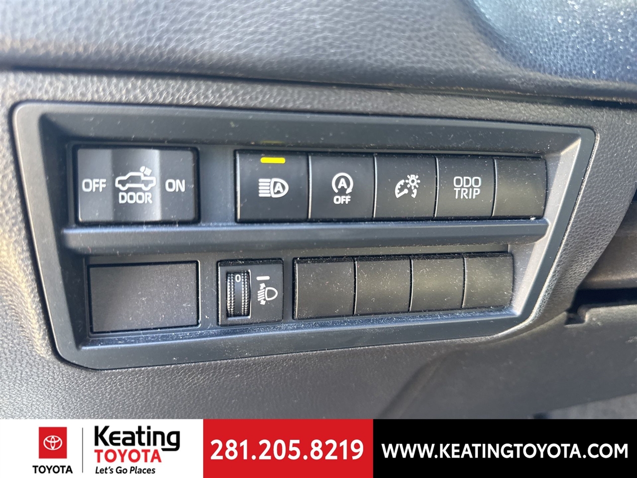 Toyota Tundra SR5 CrewMax 2WD 2024