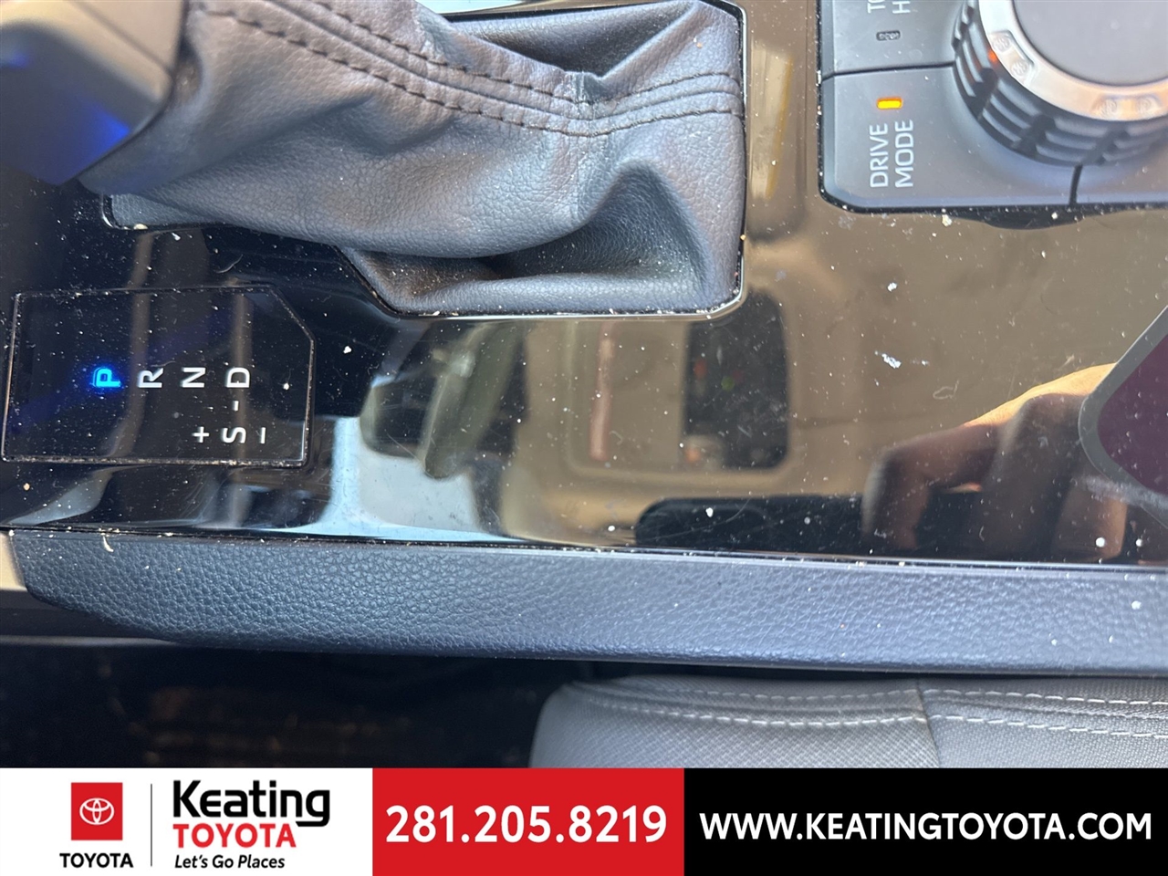 Toyota Tundra SR5 CrewMax 2WD 2024